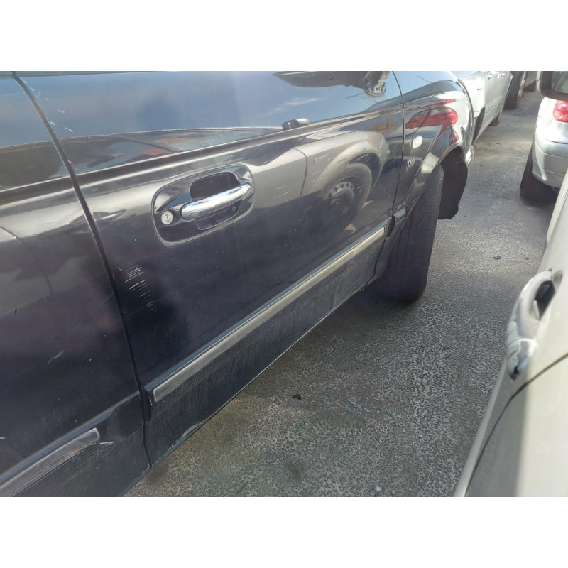 Porte avant gauche HYUNDAI TRAJET Photo n°19