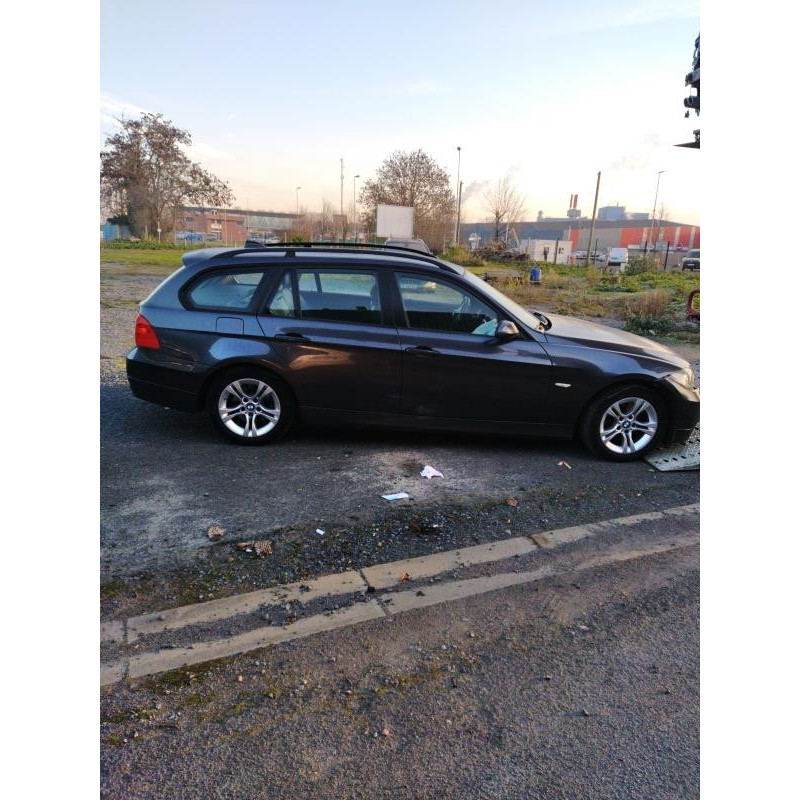 Calculateur moteur BMW SERIE 3 E91 Photo n°16
