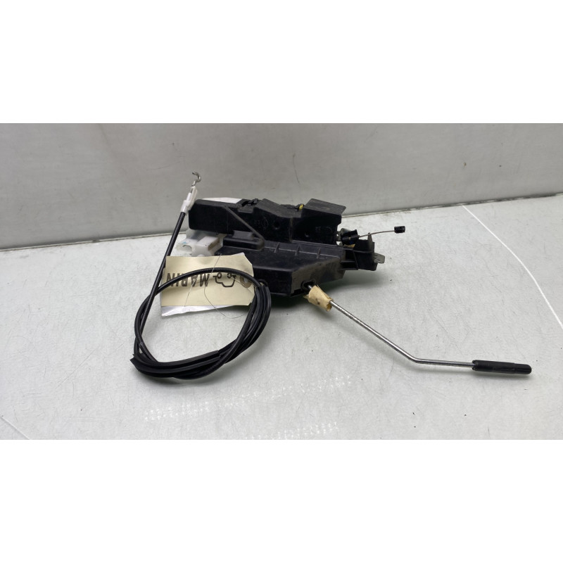 Serrure avant droit VOLKSWAGEN FOX Photo n°2