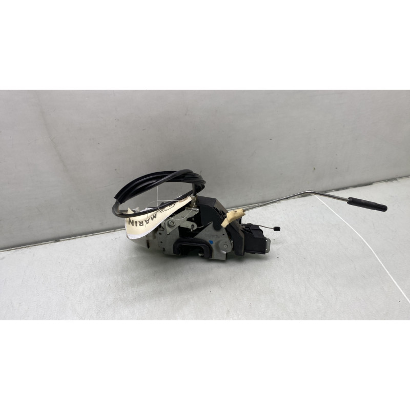 Serrure avant droit VOLKSWAGEN FOX Photo n°3
