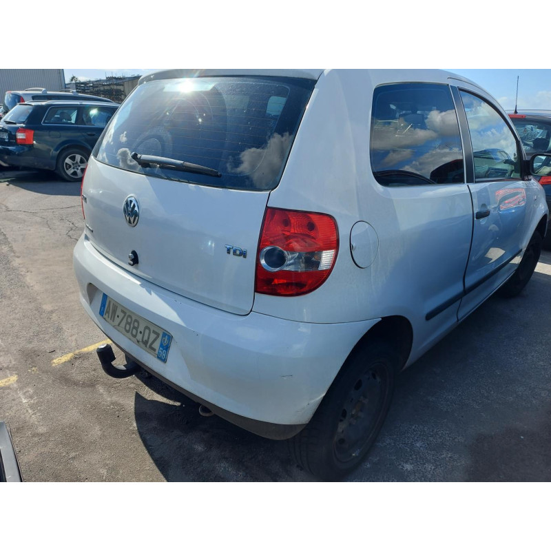 Serrure avant droit VOLKSWAGEN FOX Photo n°10
