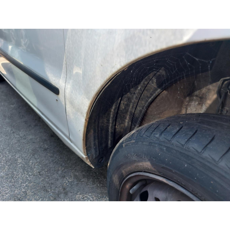 Serrure avant droit VOLKSWAGEN FOX Photo n°13