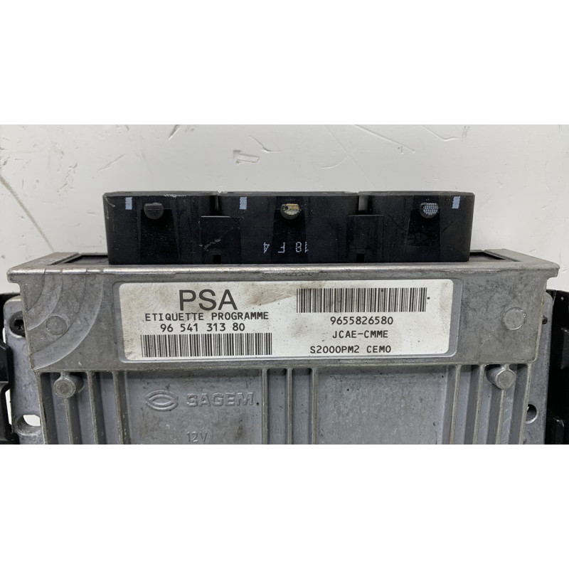 Calculateur moteur PEUGEOT 407 Photo n°1