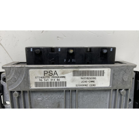 Calculateur moteur PEUGEOT 407 Photo n°1