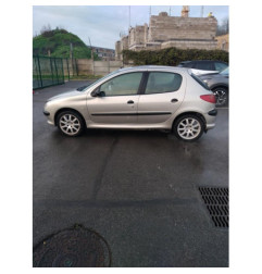 Calculateur moteur PEUGEOT 206
