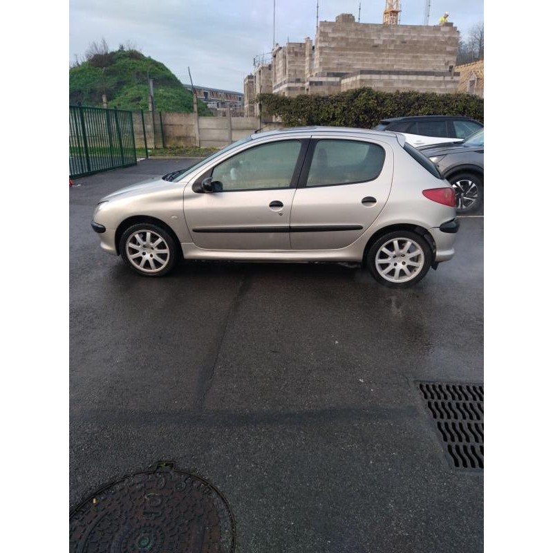 Calculateur moteur PEUGEOT 206 Photo n°10