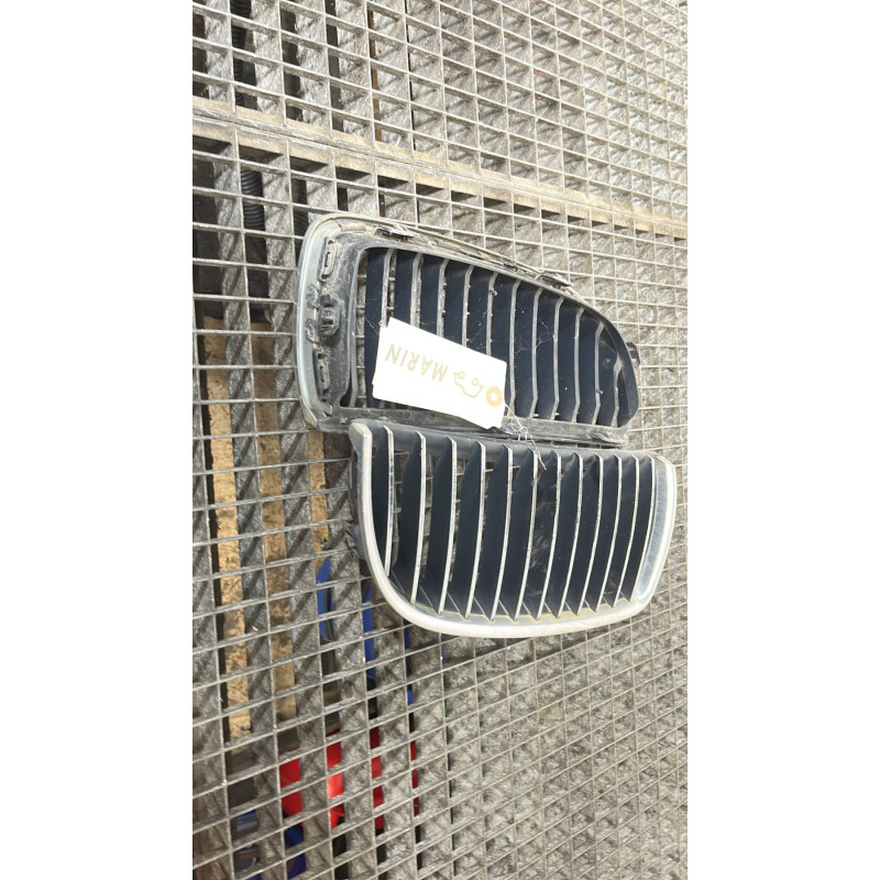 Calandre BMW SERIE 3 E91 Photo n°1