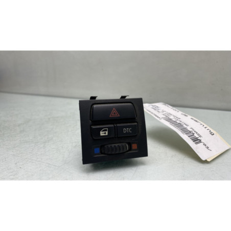 Bouton de warning BMW SERIE 3 E91 Photo n°1