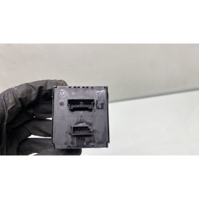 Bouton de warning BMW SERIE 3 E91 Photo n°3