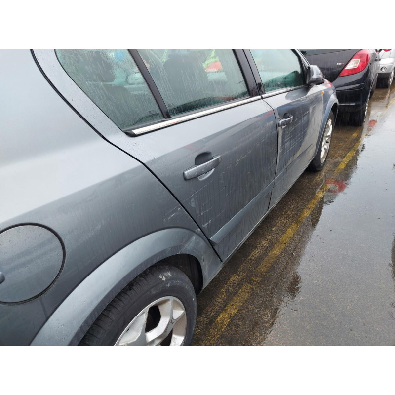 Calculateur moteur OPEL ASTRA H Photo n°13