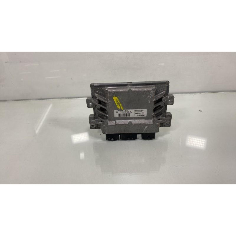 Calculateur moteur RENAULT CLIO 3 Photo n°1