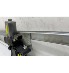 Leve vitre electrique avant droit RENAULT TRAFIC 2 Photo n°1