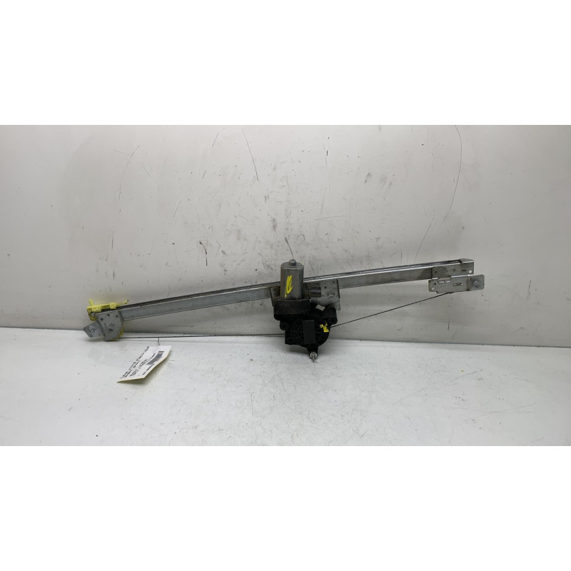 Leve vitre electrique avant droit RENAULT TRAFIC 2 Photo n°3
