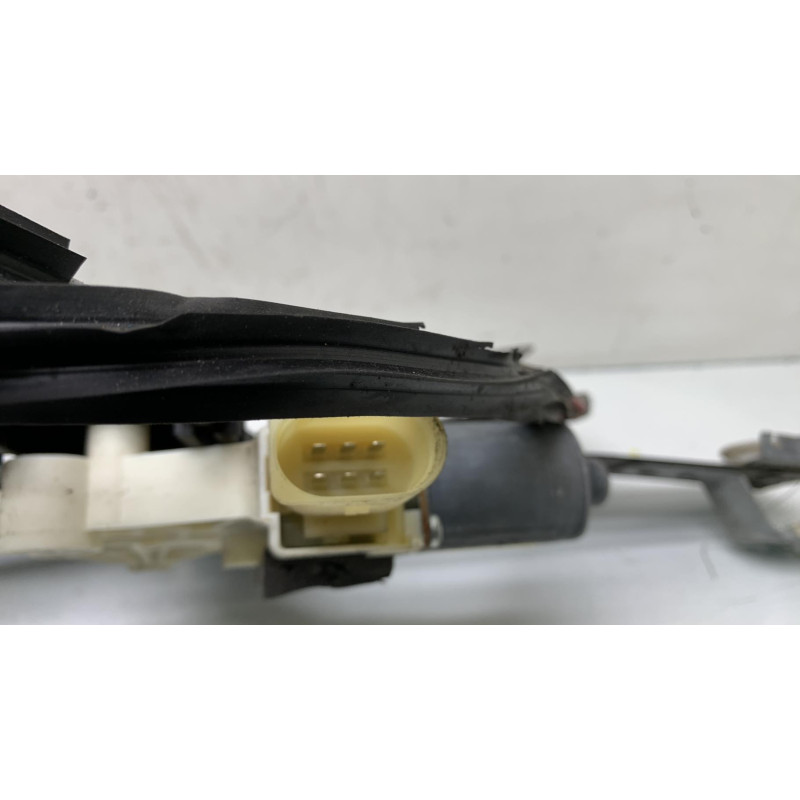 Leve vitre electrique avant droit FORD MONDEO 3 Photo n°3