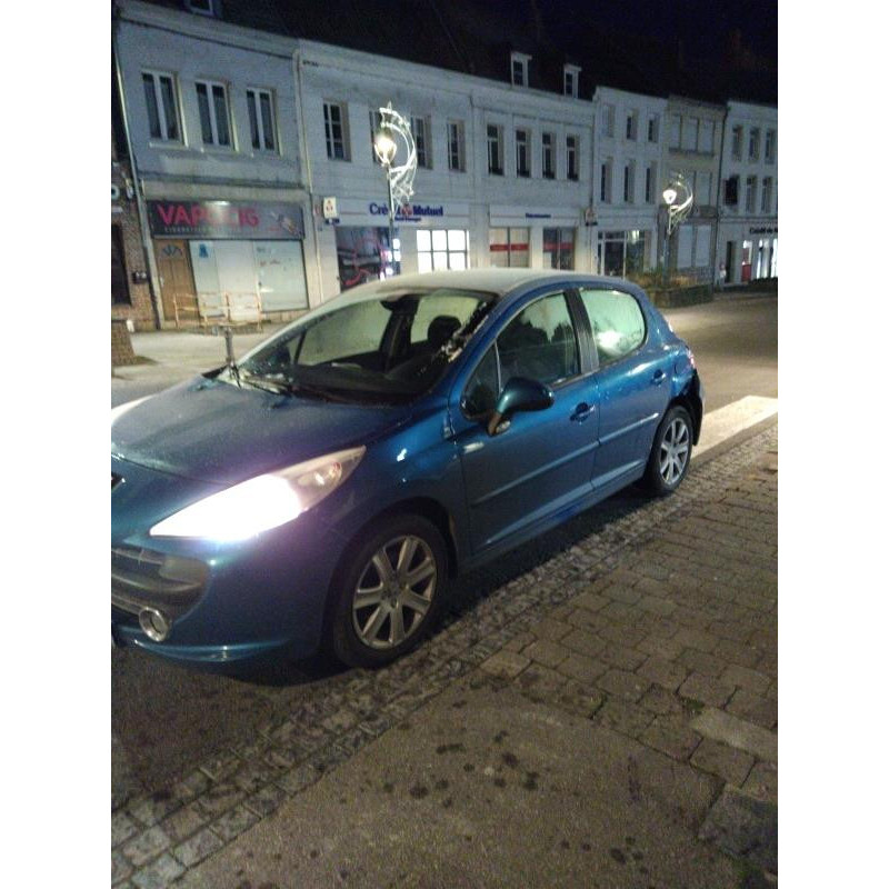 Calculateur moteur PEUGEOT 207 Photo n°4