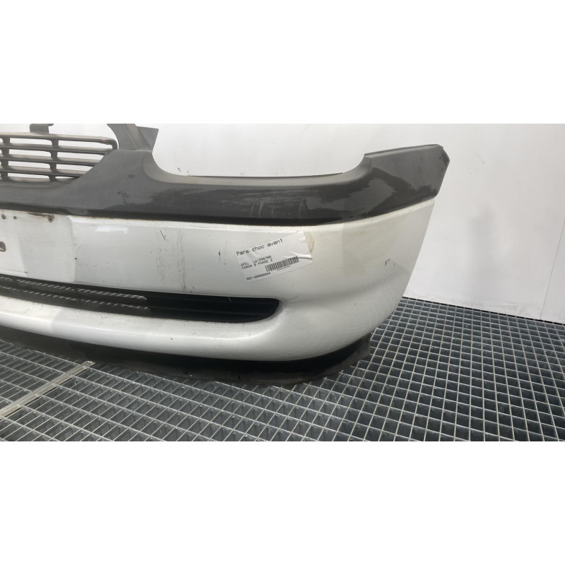 Pare choc avant OPEL CORSA B Photo n°3