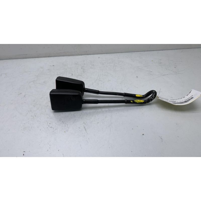 Attache ceinture avant gauche FORD FIESTA 3 Photo n°3