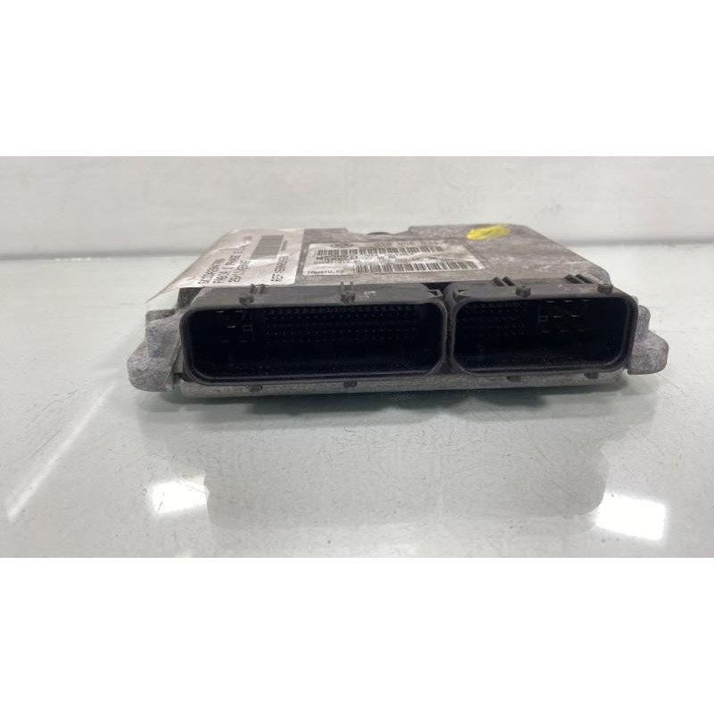Calculateur moteur SKODA FABIA 1 Photo n°1