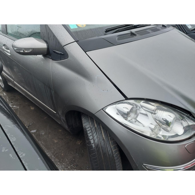 Aile avant gauche MERCEDES CLASSE A 169 Photo n°16