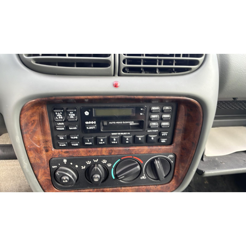 Pare choc avant CHRYSLER STRATUS Photo n°12