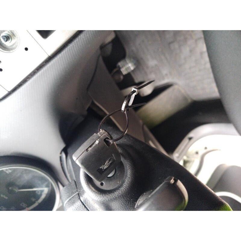 Attache ceinture avant gauche PEUGEOT 308 1 Photo n°6
