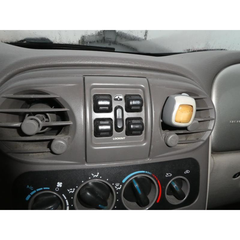 Porte avant droit CHRYSLER PT CRUISER Photo n°13
