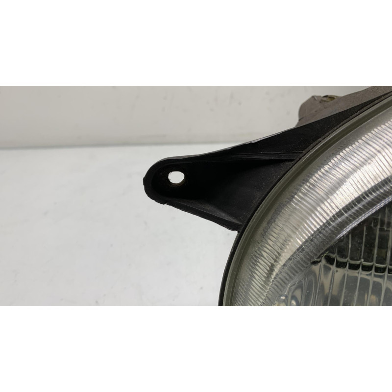 Optique avant principal gauche (feux)(phare) OPEL CORSA B Photo n°1
