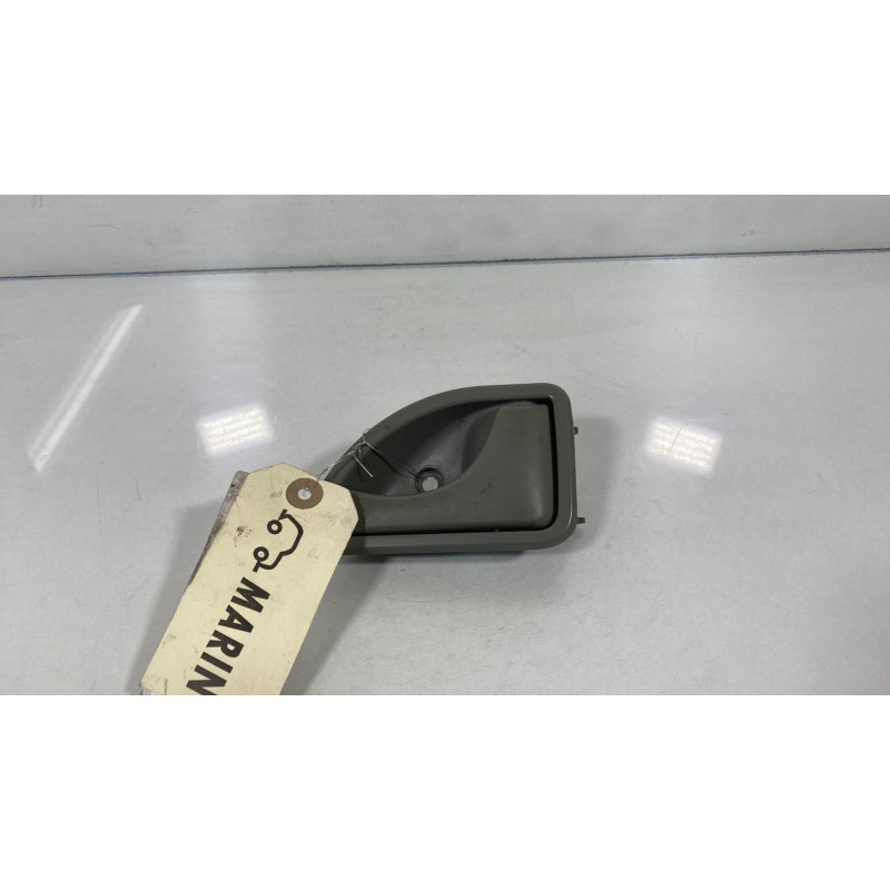 Poignee interieur avant droit RENAULT KANGOO 1 Photo n°1
