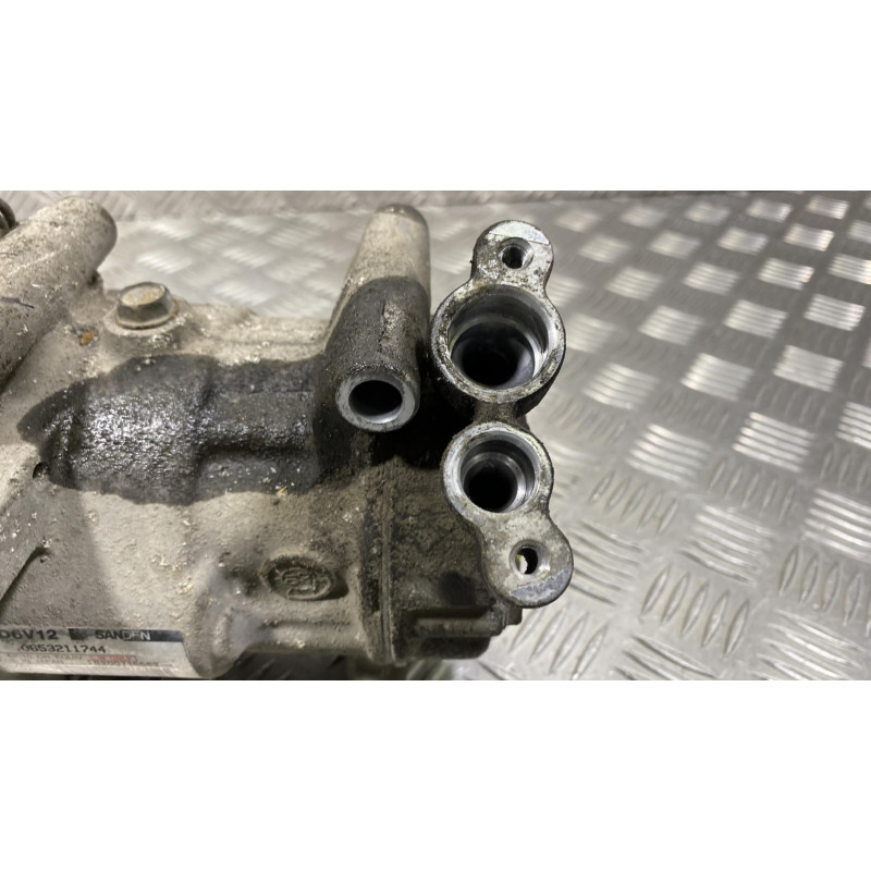 Compresseur clim RENAULT KANGOO 1 Photo n°3