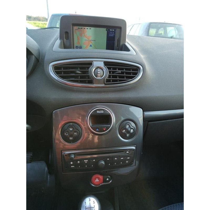 Feu arriere stop central RENAULT CLIO 3 Photo n°11
