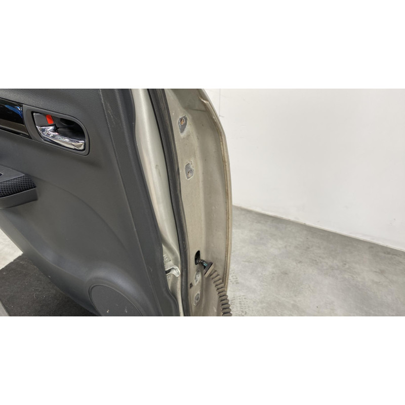 Porte arriere gauche SUZUKI SWIFT 3 Photo n°1