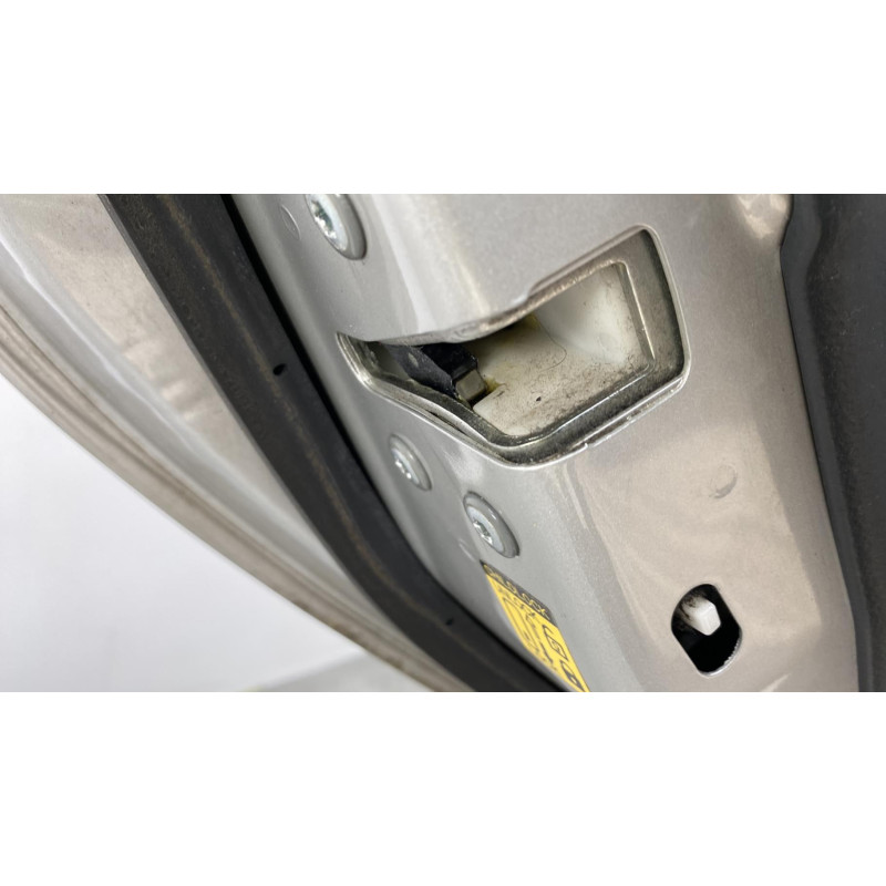 Porte arriere gauche SUZUKI SWIFT 3 Photo n°8