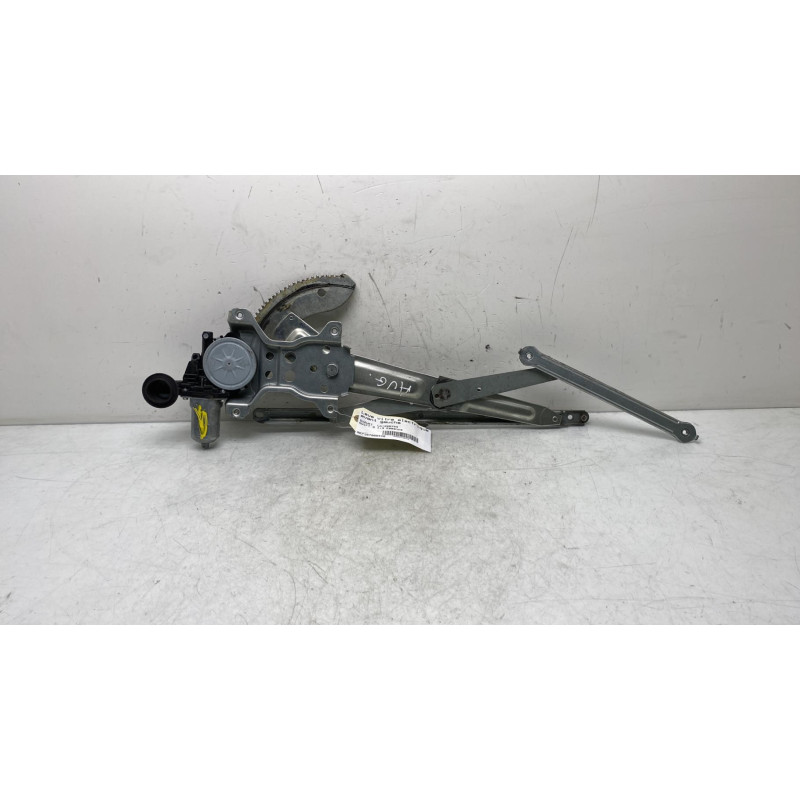 Leve vitre electrique avant gauche SUZUKI SWIFT 3 Photo n°3