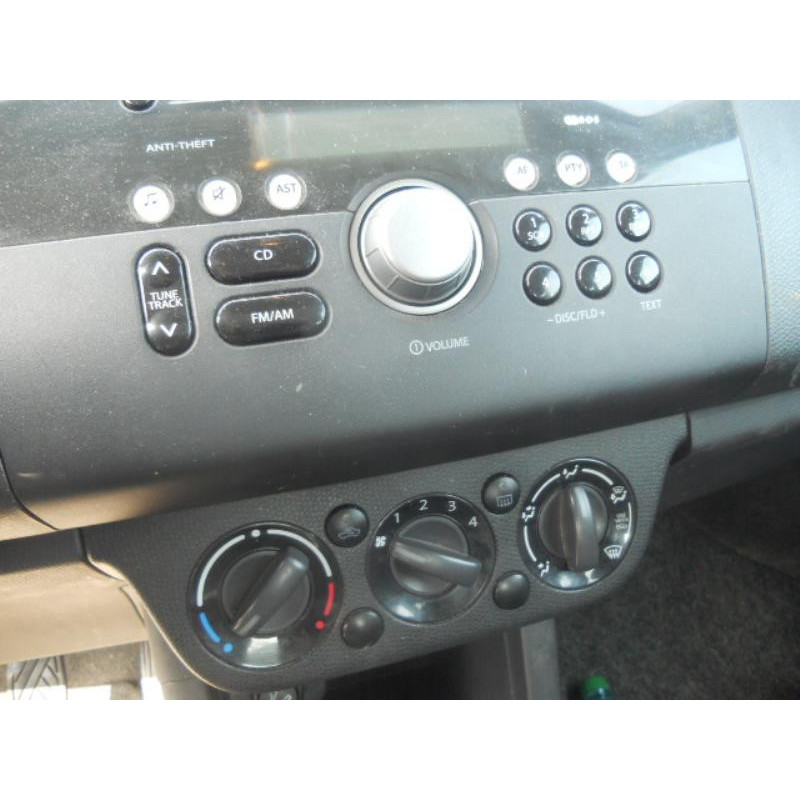 Custode arriere gauche SUZUKI SWIFT 3 Photo n°9