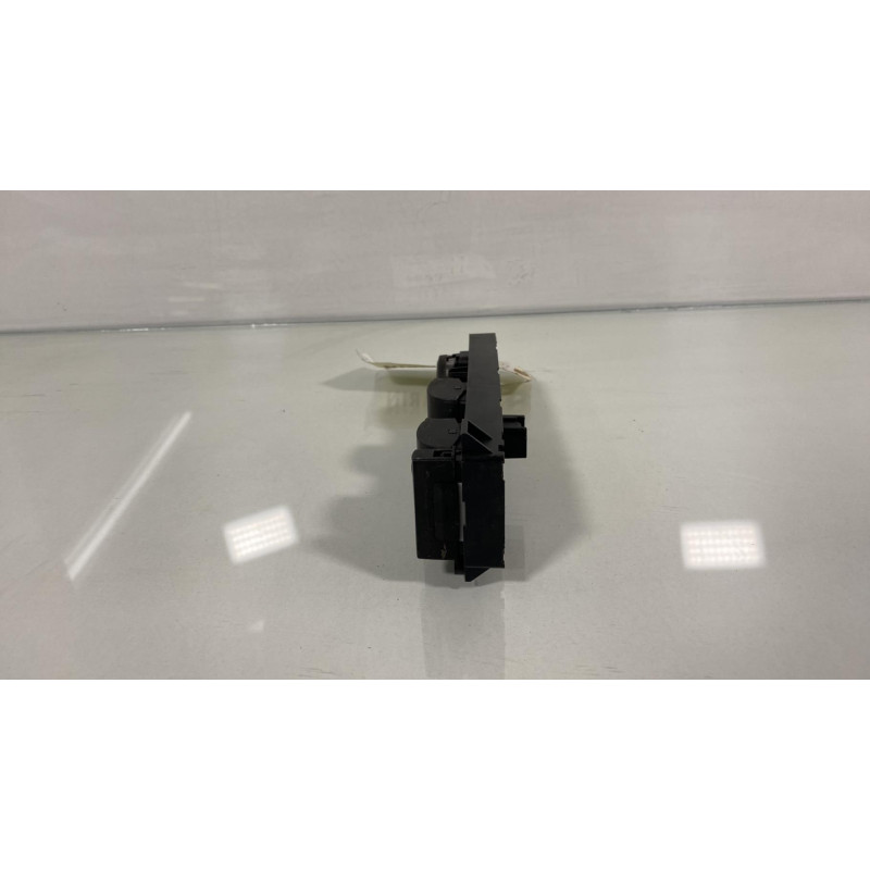Interrupteur de leve vitre avant gauche FORD FOCUS 2 Photo n°2