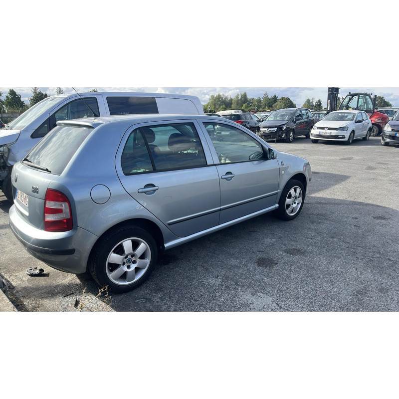 Vitre arriere gauche SKODA FABIA 1 Photo n°5