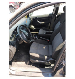 Serrure avant droit VOLKSWAGEN GOLF 4