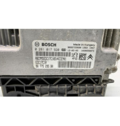 Calculateur moteur PEUGEOT 208 1 Photo n°1