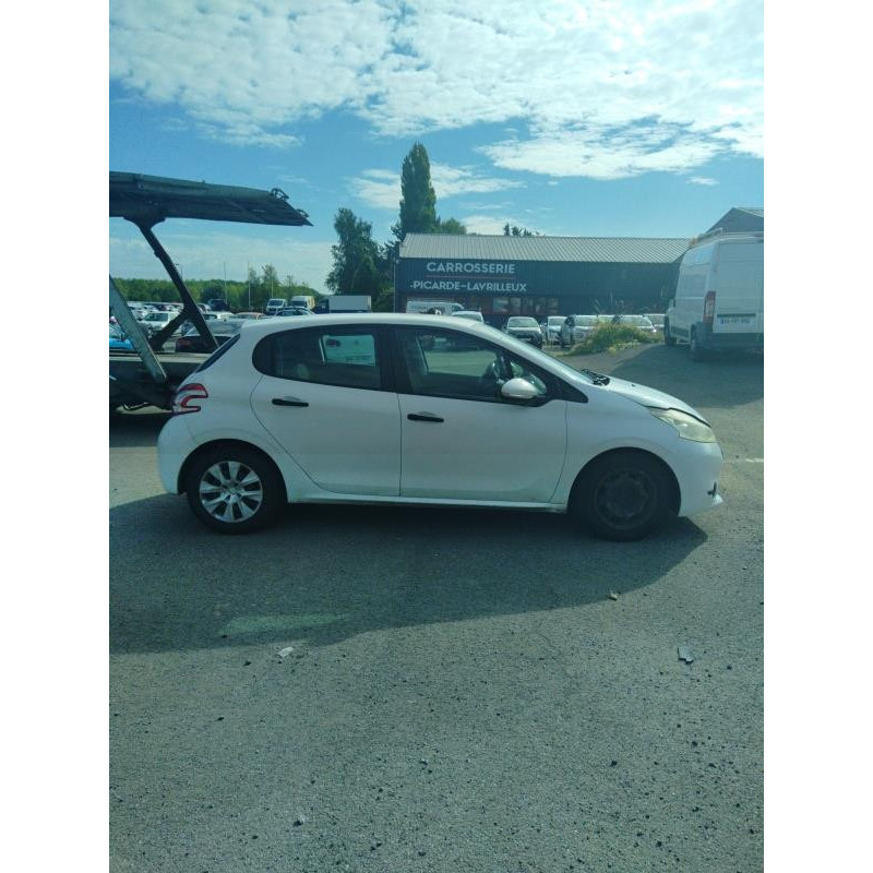 Cremaillere assistee PEUGEOT 208 1 Photo n°5