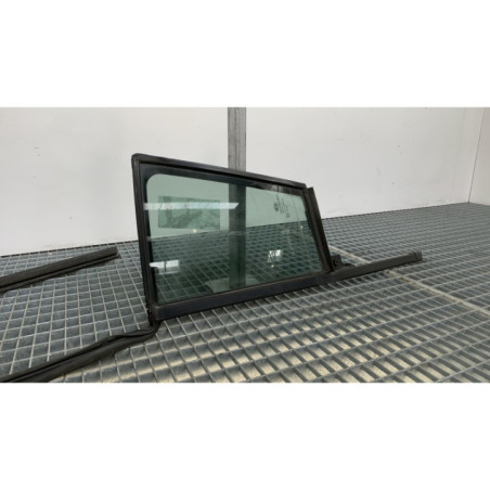 Custode arriere gauche (porte) KIA SPORTAGE 3