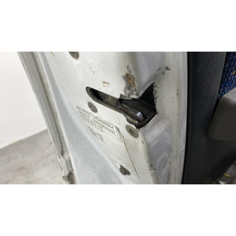 Porte avant gauche PEUGEOT 205 Photo n°6
