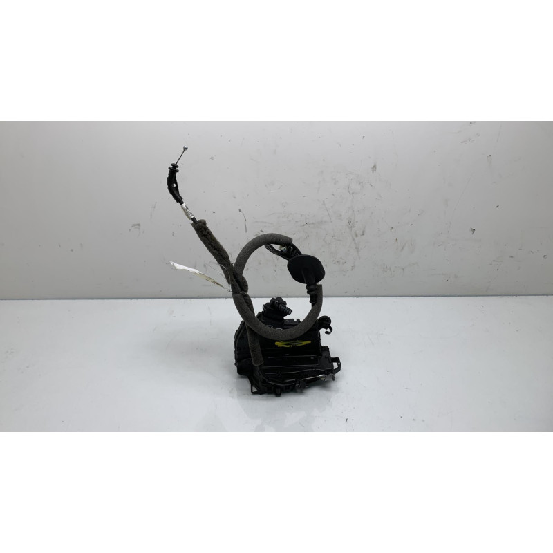 Serrure arriere droit RENAULT CLIO 5 Photo n°1