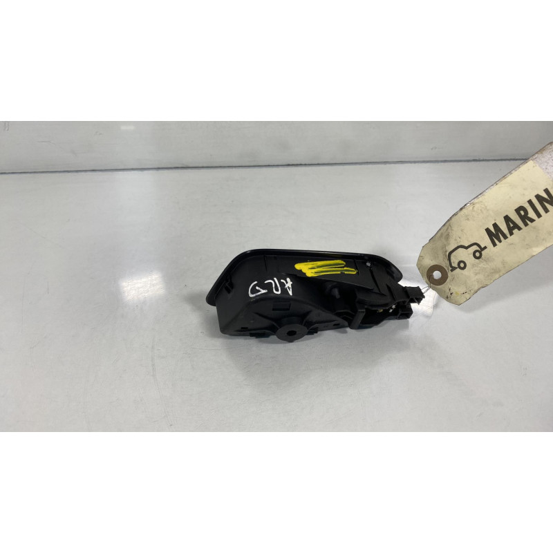Poignee interieur arriere droit RENAULT CLIO 5 Photo n°2