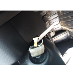 Poignee interieur arriere gauche RENAULT CLIO 5