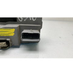 Serrure avant droit CITROEN BERLINGO 1