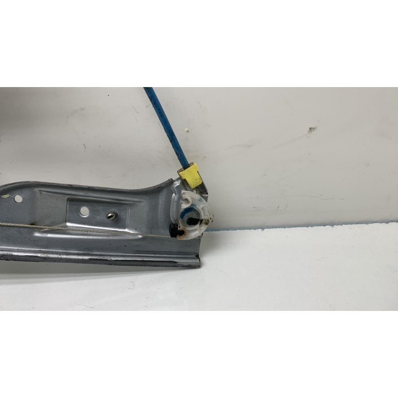 Leve vitre electrique avant droit OPEL CORSA D Photo n°4