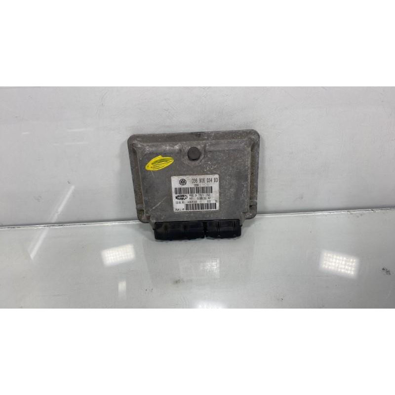 Calculateur moteur SEAT LEON 1 Photo n°2
