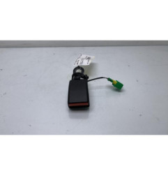 Attache ceinture avant gauche DACIA SANDERO 2
