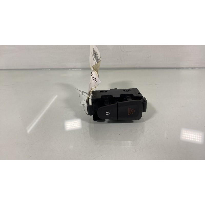 Bouton de warning DACIA SANDERO 2 Photo n°3