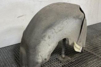Pare boue arriere droit FORD FIESTA 5